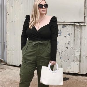 Vintage cream handbag